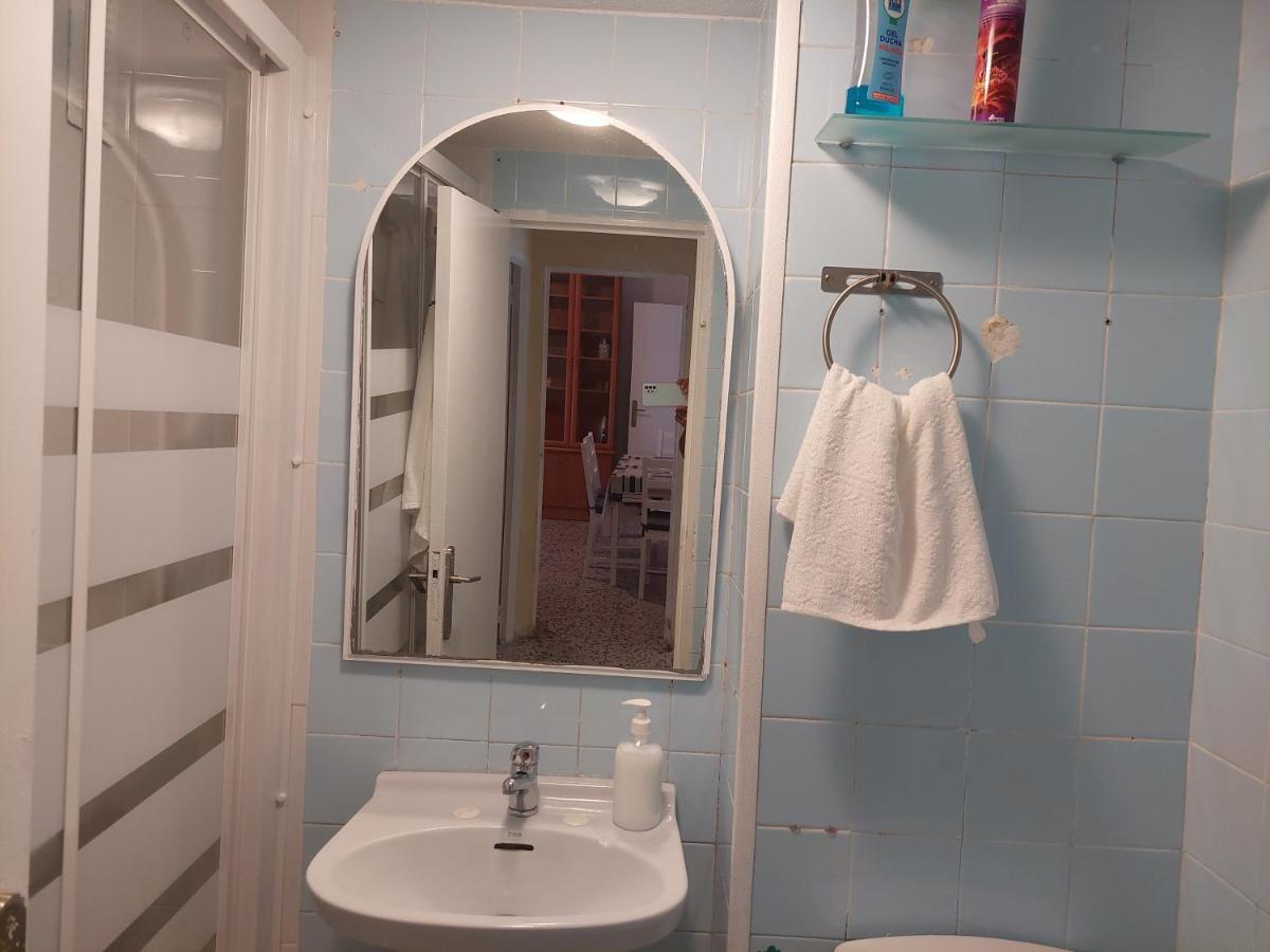 Piso En Alcorcon Apartment Bagian luar foto